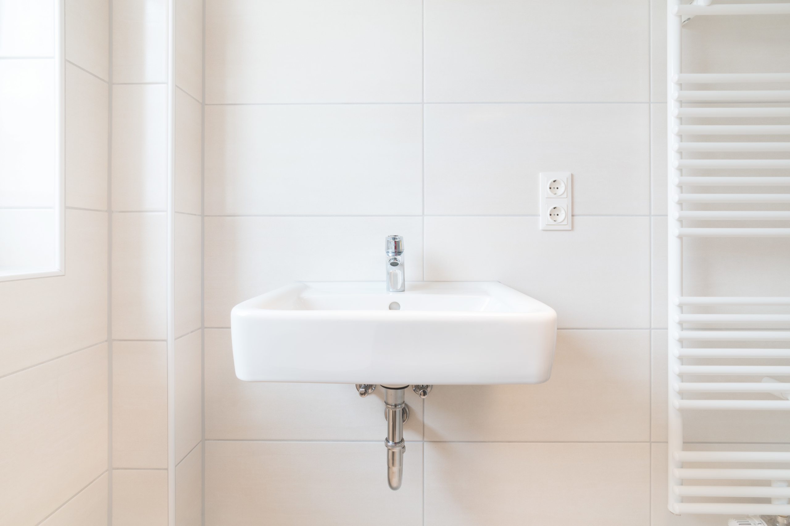 Prises Electriques Salle De Bain Les normes électriques à respecter dans la salle de bain