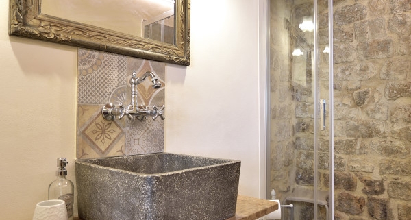 Conseils de décoration d'une salle de bain provençale